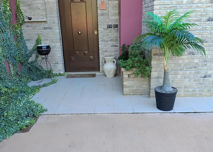 Alojamento de Acomodação e Pequeno-almoço Passero Torricella Sicura